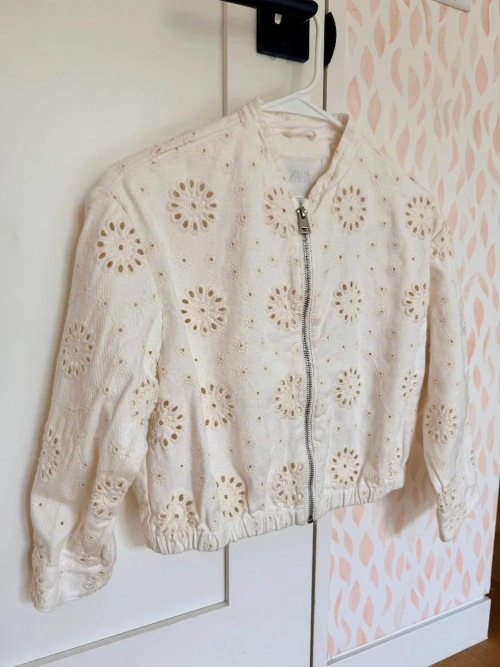 Zara Kids, Off-White Eyelet Bomber Jacket, Girls Size 8-9